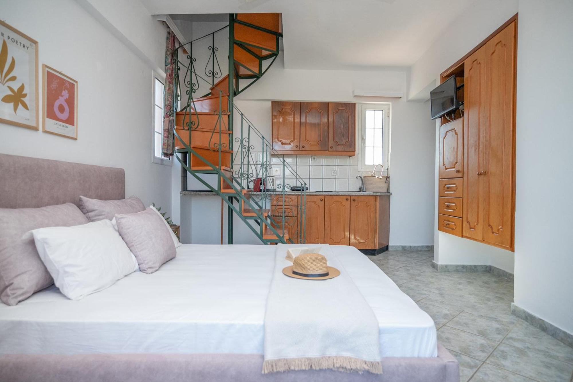 Villa Spiros II Apartments & Studios Лаганас Экстерьер фото