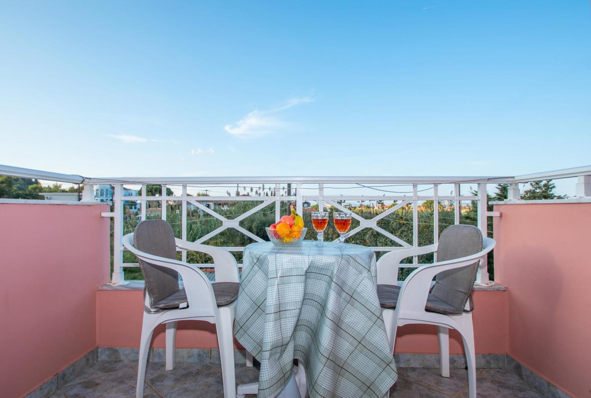 Villa Spiros II Apartments & Studios Лаганас Экстерьер фото